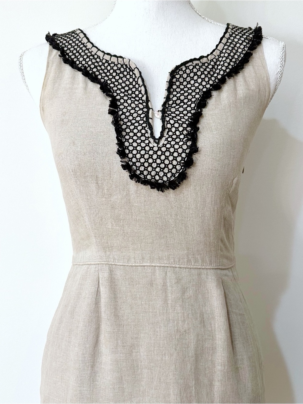 🔥 HOST PICK 🔥 J. Crew Linen Tassel Sheath Sleeveless Dress Size 2 - Picture 2 of 8